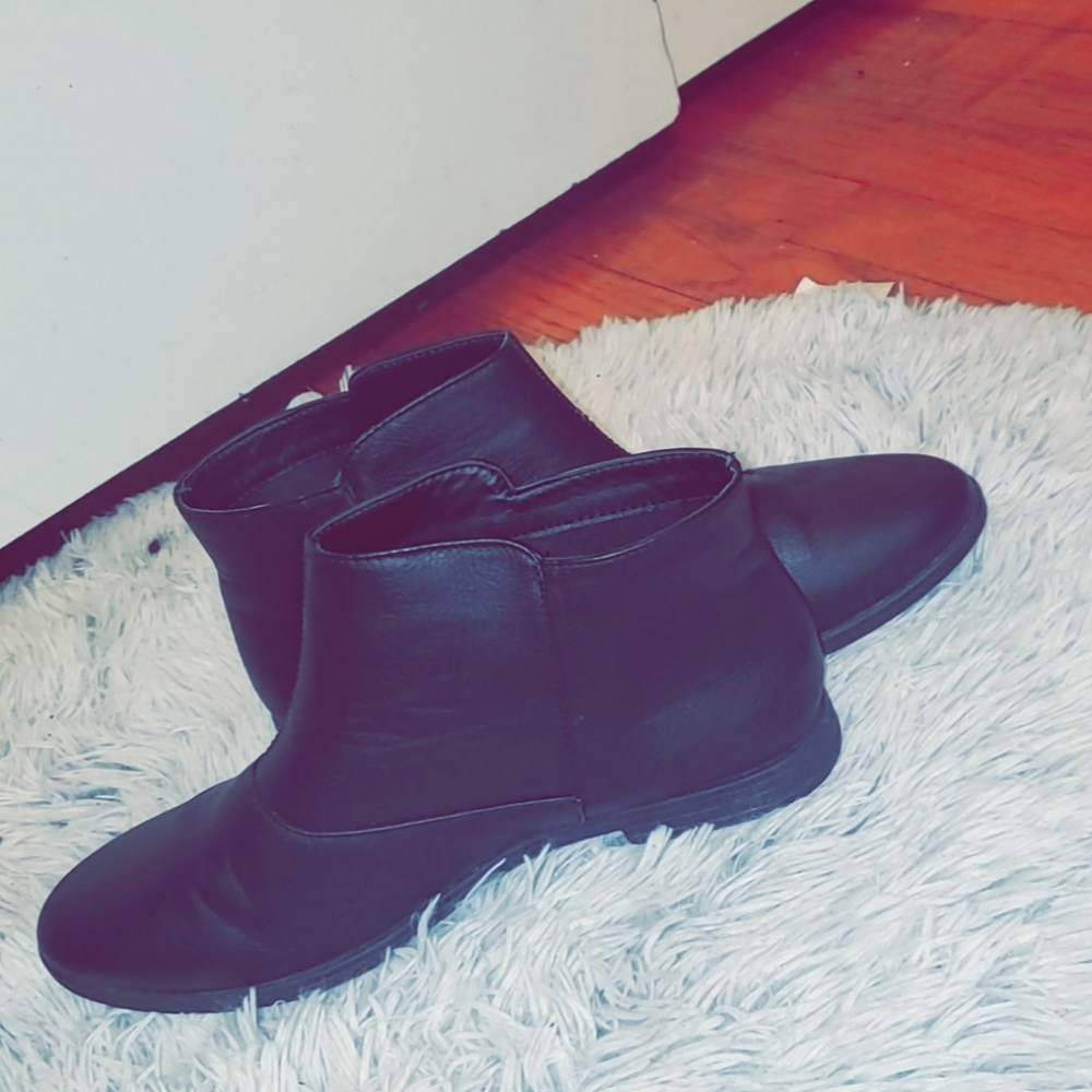 Black boots